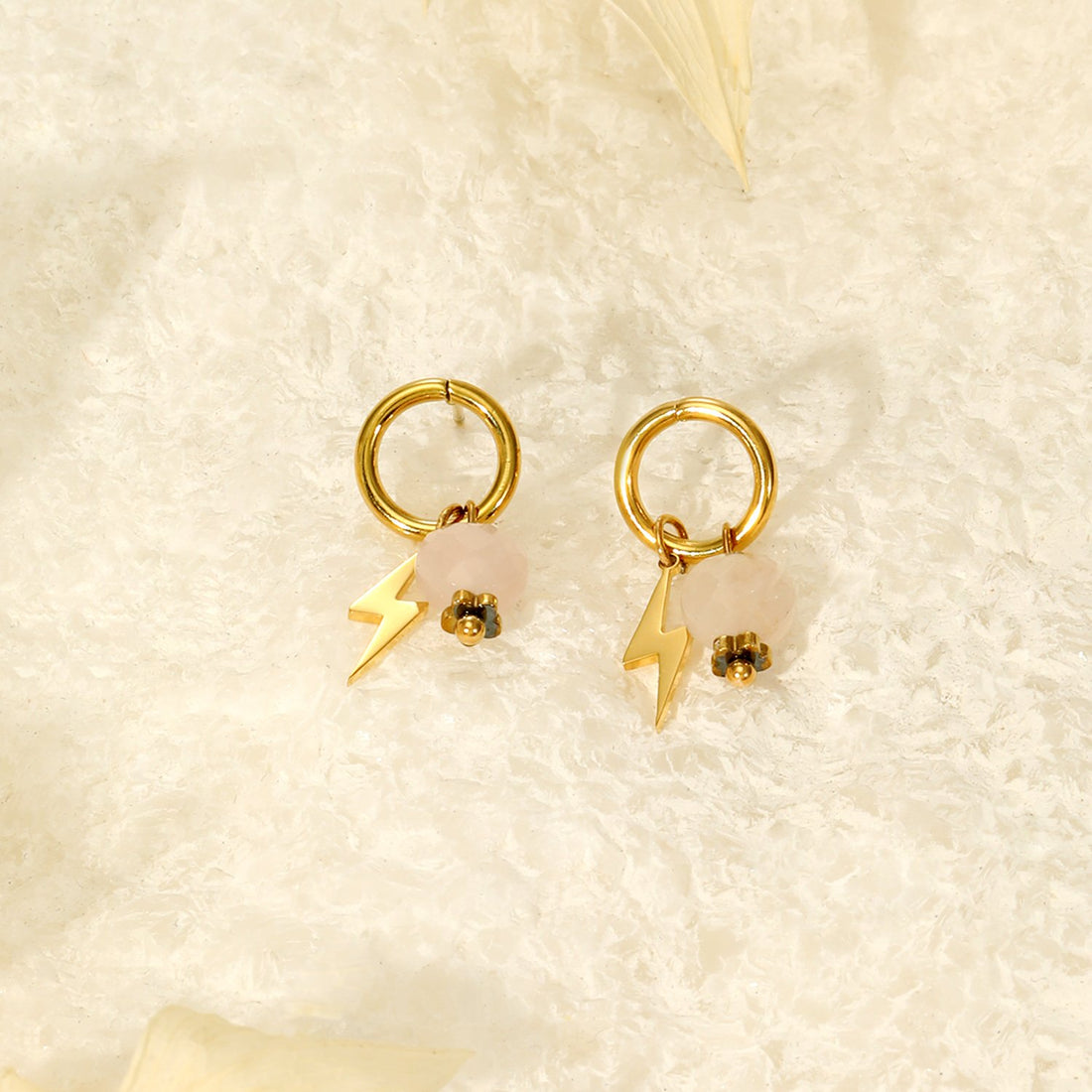 Boucles d'oreilles éclair et pierre pendante - Audacieuses et élégantes | Twinolo