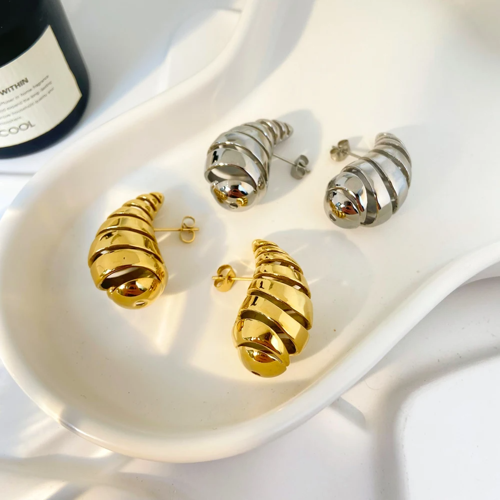 Boucles d'oreilles minimalistes en forme de goutte – Style subtil | Twinolo