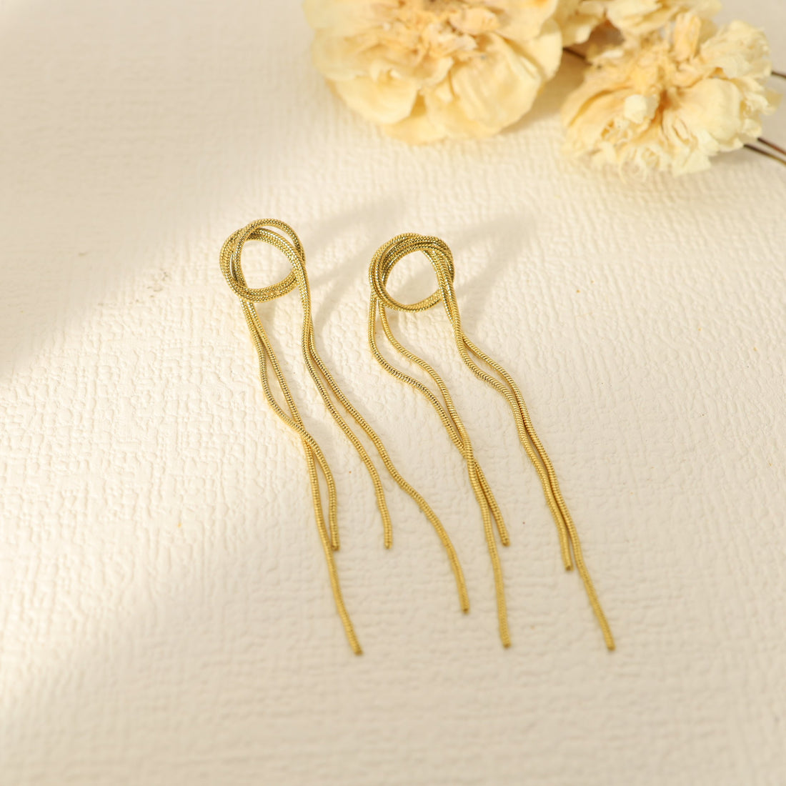 Longues boucles d'oreilles pendantes avec chaînes – Design élégant | Twinolo