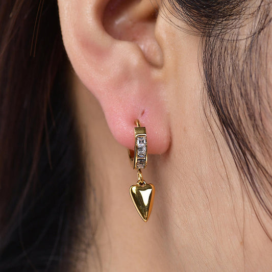 Gouden Hoepels met Hartvormige Hanger – Romantisch & Elegant | Twinolo