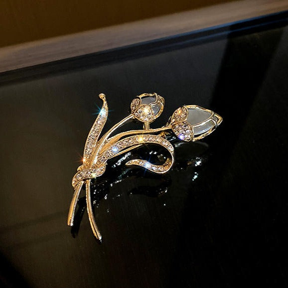 Broche Fleur - Broche Élégante en Cristaux | Twinolo