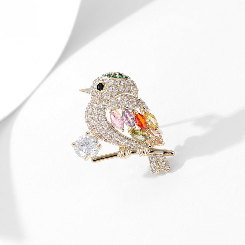 Broche oiseau avec Cristaux – Broche Élégante Colorée | Twinolo