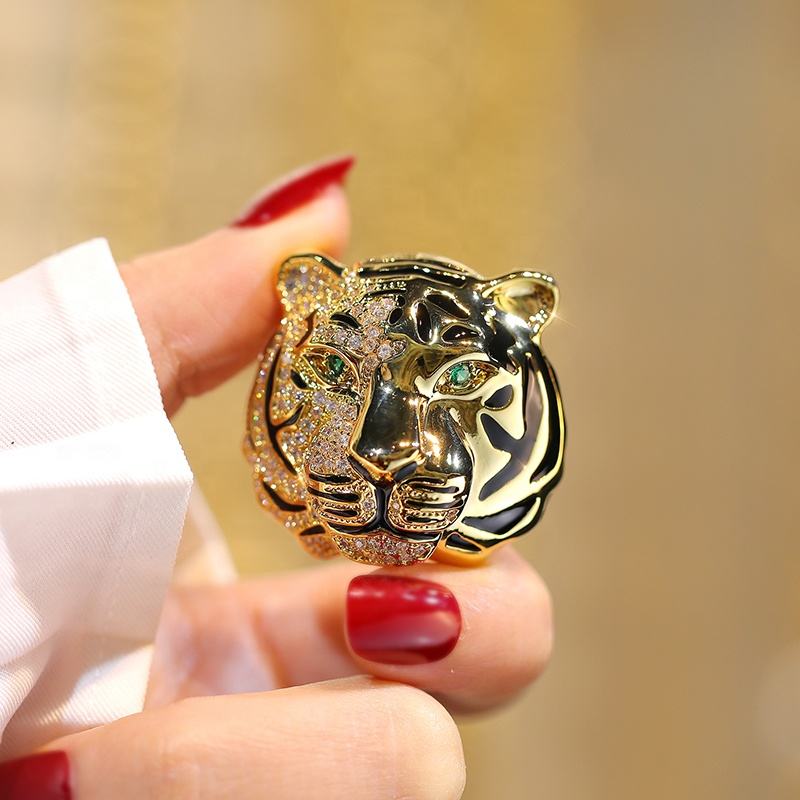 Broche - Broche Tête de Tigre Élégante avec Cristaux | Twinolo
