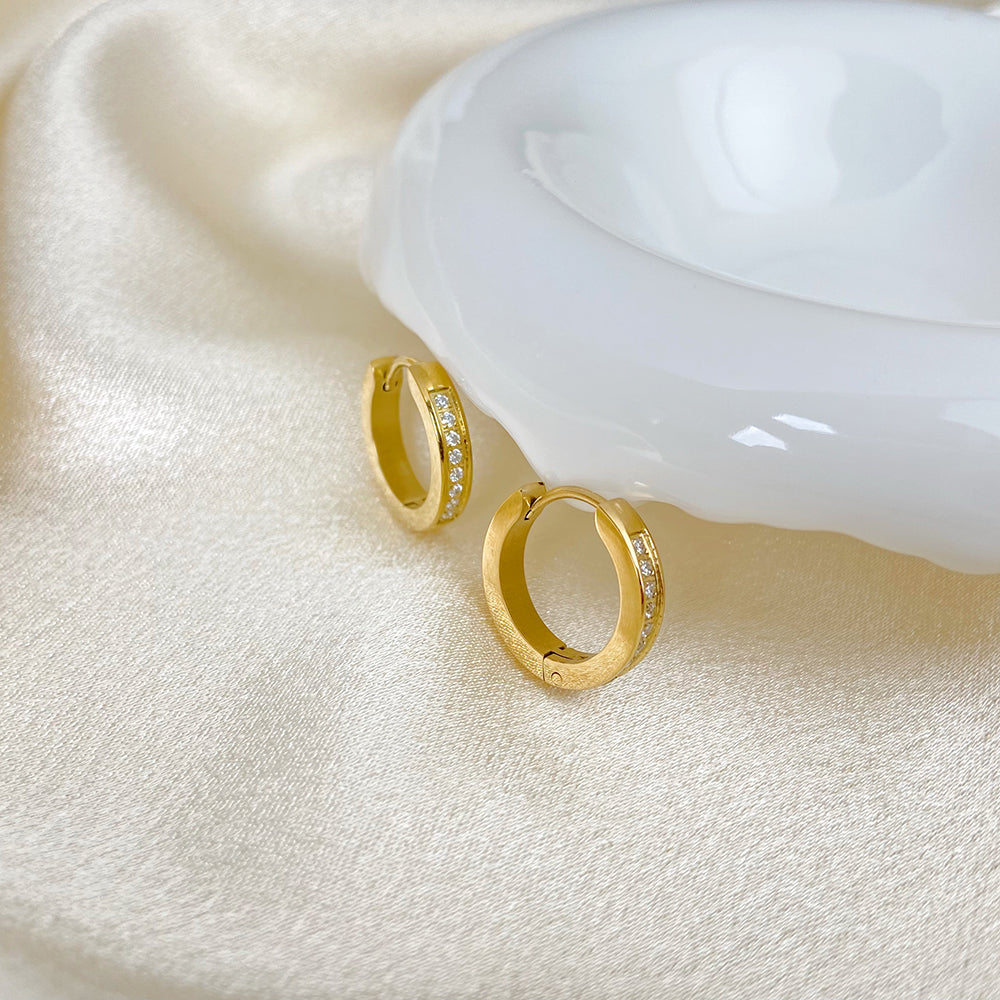 Gouden Hoepel Oorbellen met Sprankelende Zirkonia | Twinolo