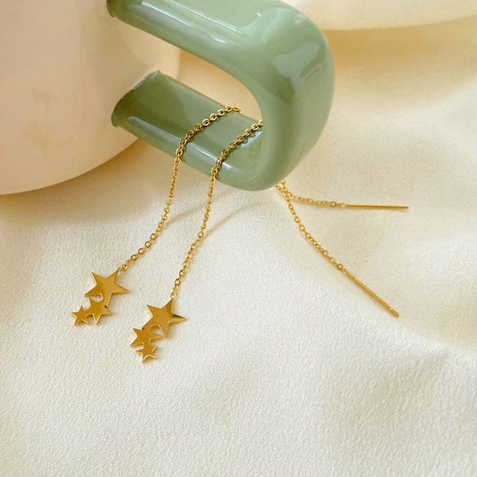 Oorhanger met Hangende Ketting & Sterren – Speels & Elegant | Twinolo