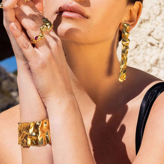 Manchet Armband met Hamertextuur – Artistieke Touch | Twinolo