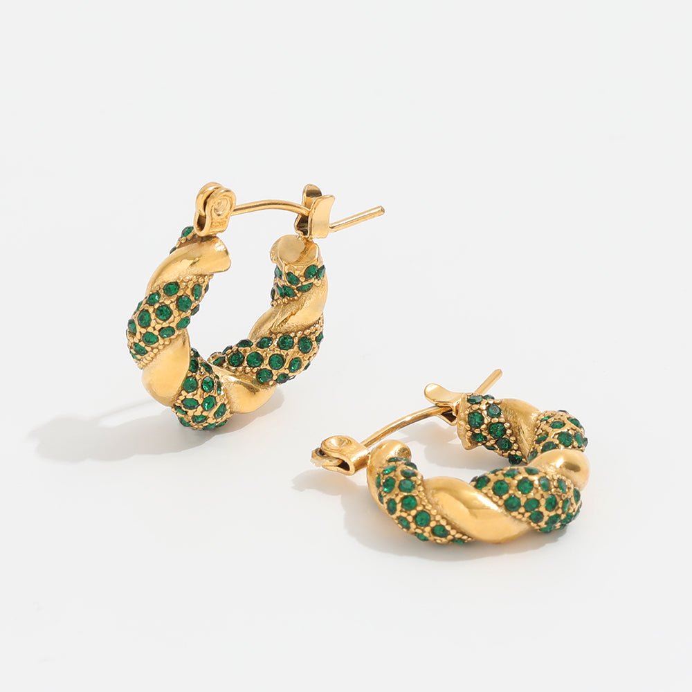 Croissant Oorbellen met Glanzende Groene Zirkonia – Stijlvol Contrast | Twinolo