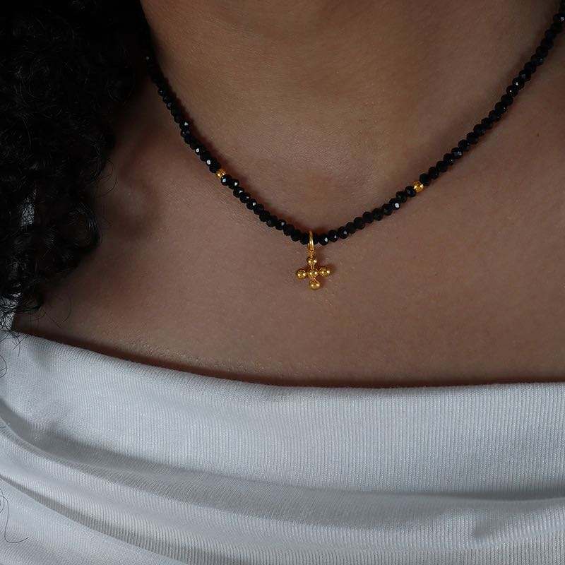 Collier de Perles avec Pendentif Croix – Classique & Intemporel | Twinolo