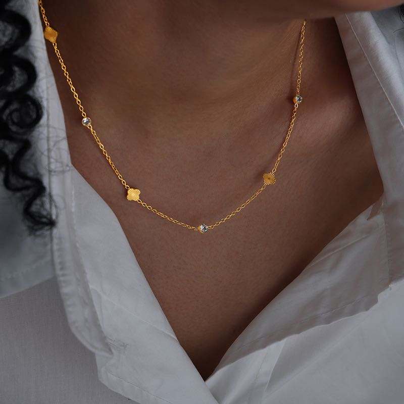 Collier avec pendentif – Élégant et intemporel | Twinolo
