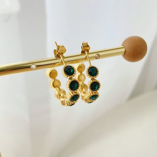 Mini Hoops met Donkergroene Steentjes – Stijlvolle Touch | Twinolo