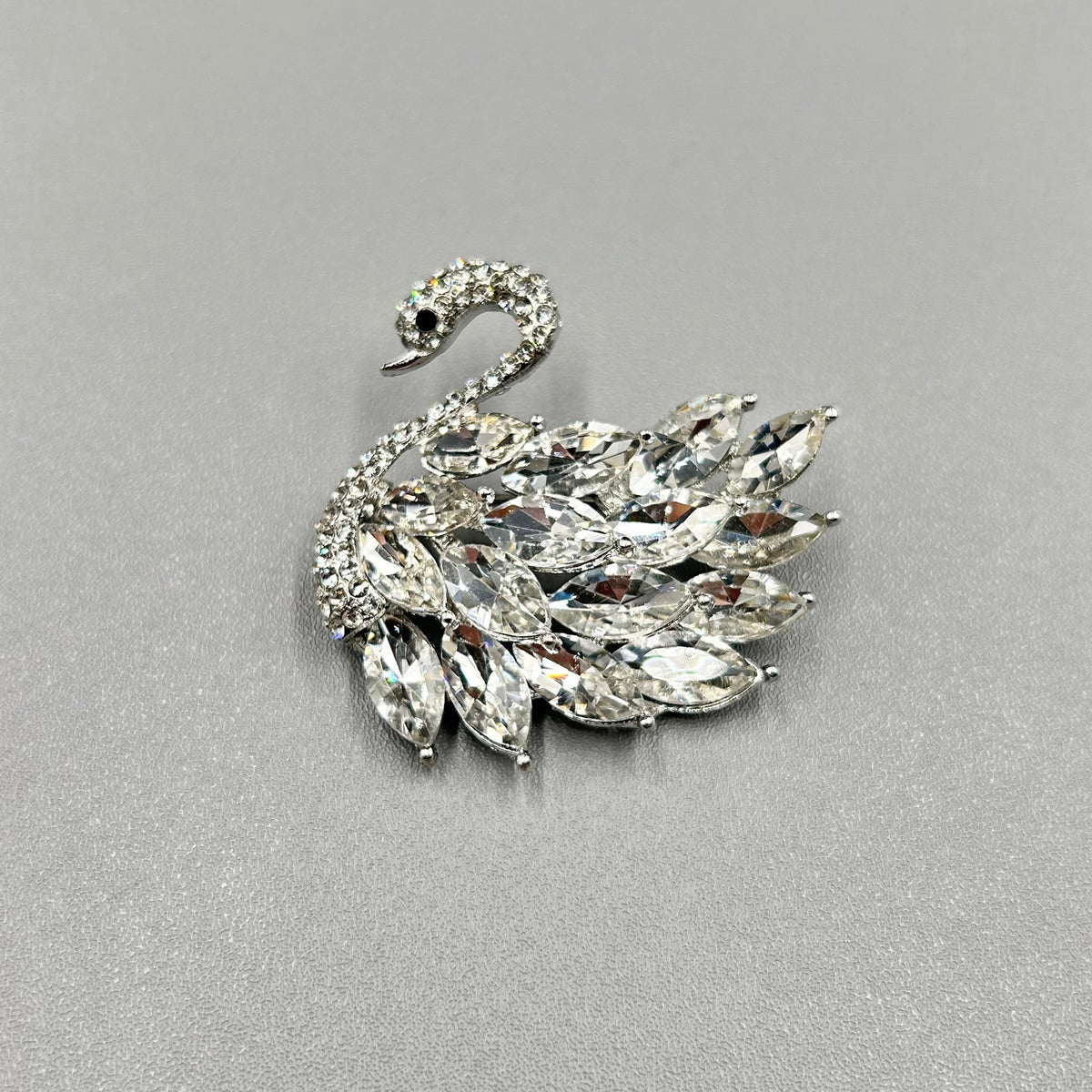 Broche - Broche élégante avec cristaux | Twinolo