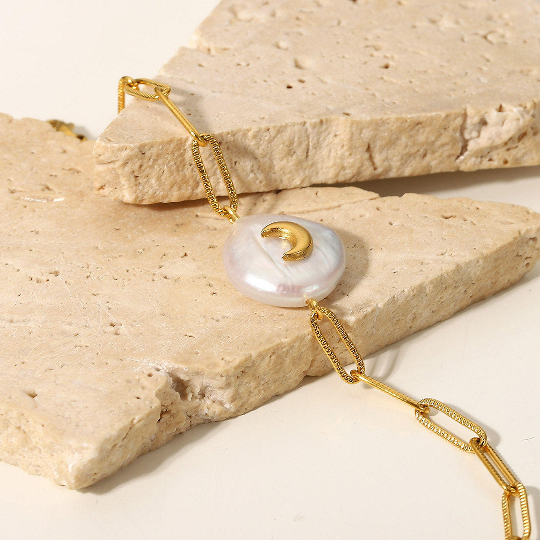Bracelet de Perles d'Eau Douce avec Lune – Rêveur & Raffiné | Twinolo