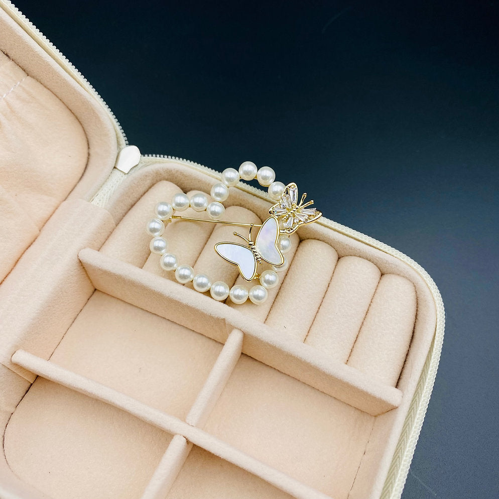 🦋 Broche Papillon - Broche Élégante avec des Perles | Twinolo