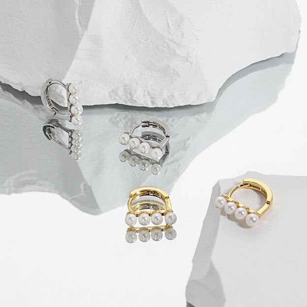 Boucles d'oreilles avec perle d'eau douce blanche – Pure élégance | Twinolo