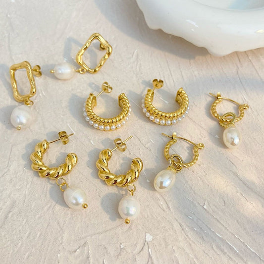 Hoepeloorbellen met Hangende Parel – Vrouwelijk & Verfijnd | Twinolo