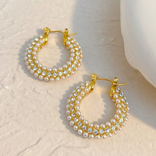 Gouden Hoepeloorbellen met Parel – Klassieke Stijl | Twinolo