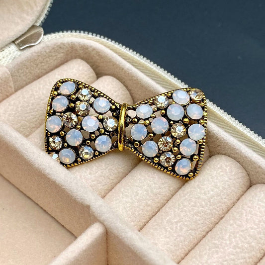 🎀 Strikbroche - Elegante Broche met Kristallen | Twinolo