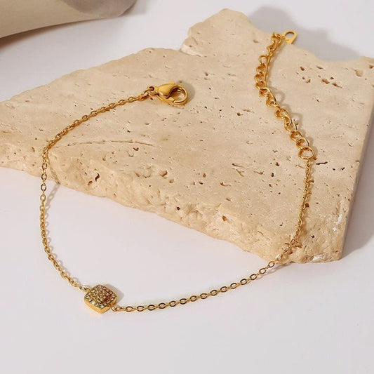 Fine Link Bracelet with Sparkling Zirconia | Twinolo