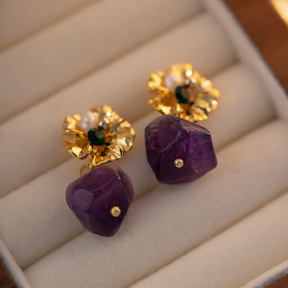 Boucles d'Oreilles Fleur avec Pierre Pendante – Violet ou Vert | Twinolo