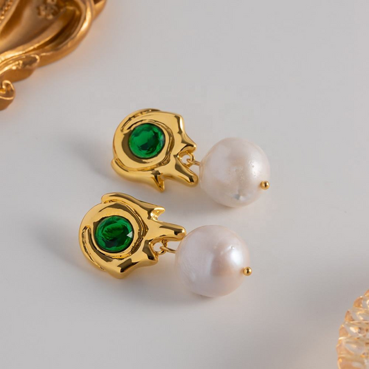 Oorhangers met Groene Steen en Parel – Klassiek & Kleurvol | Twinolo