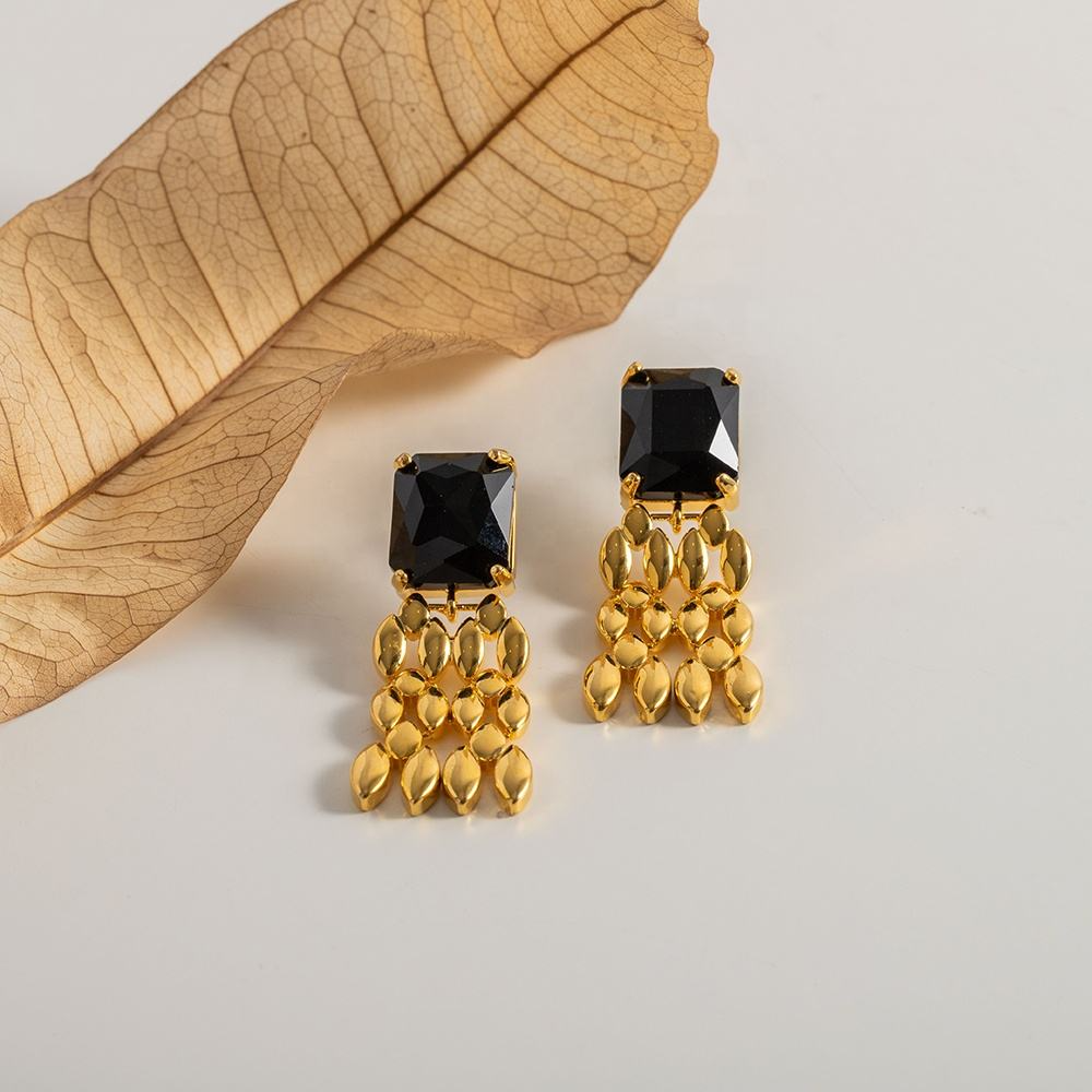Boucles d'Oreilles Anneaux avec Pierre Noire – Robustes & Élégantes | Twinolo