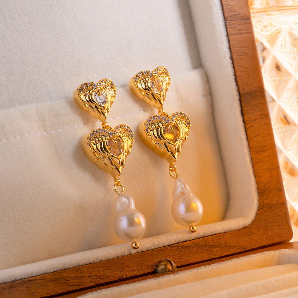 Parel Oorhangers met Hartvormig Design – Liefdevol Detail | Twinolo