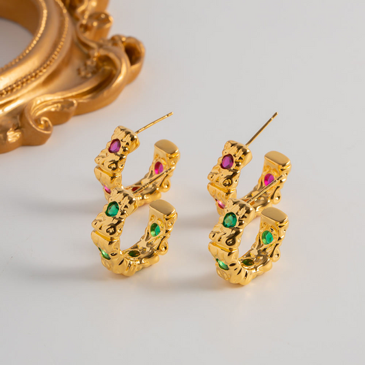 Mini Hoops met Glanzende Groene Accenten – Speels Detail | Twinolo