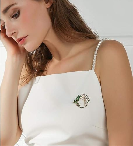 🌿 Kransbroche met Groene Bladeren en Parels – Tijdloze Elegante Broche | Twinolo