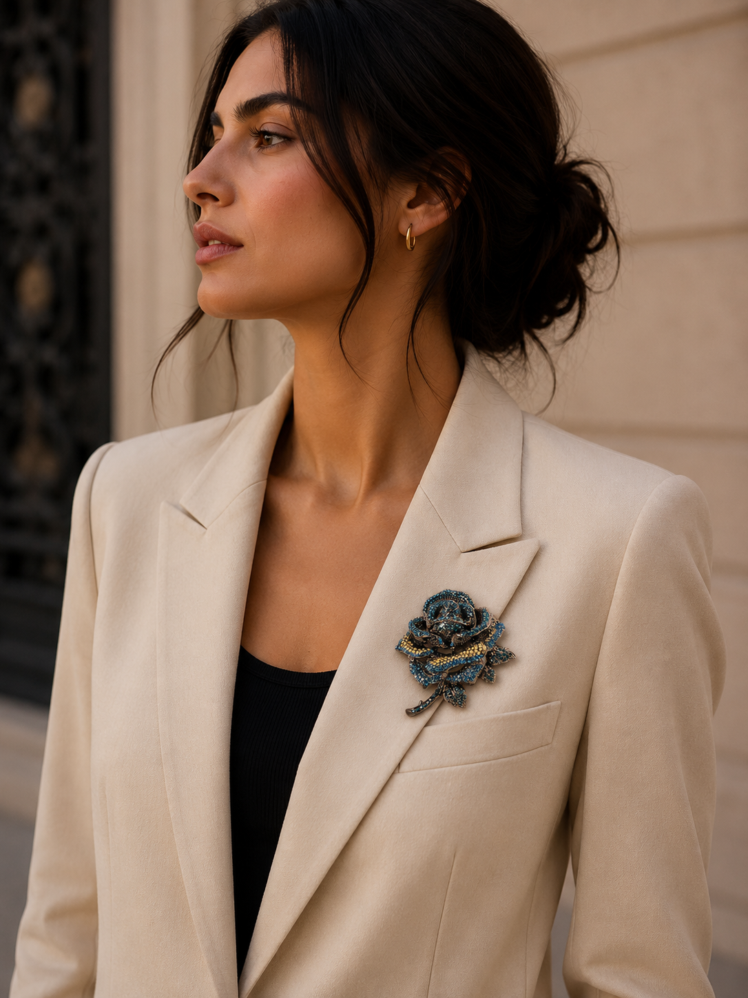 Flower Brooch - Elegant Brooch with Crystals | Twinolo