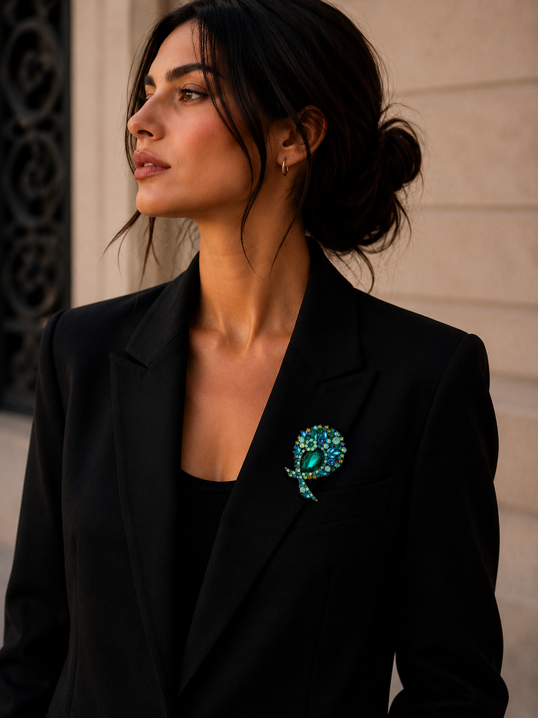 Flower Brooch - Elegant Brooch with Crystals | Twinolo
