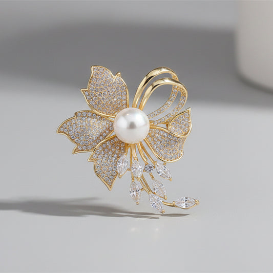 🌼 Gouden Bloem Broche met Parel en Kristallen | Twinolo