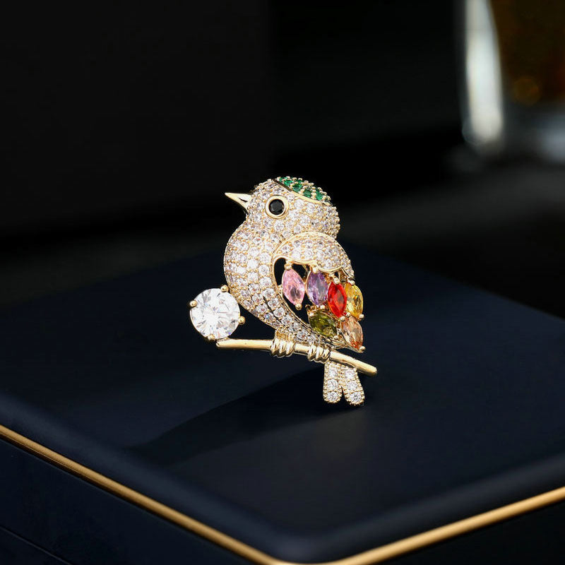 Vogelbroche met Kristallen – Kleurrijke Elegante Broche | Twinolo