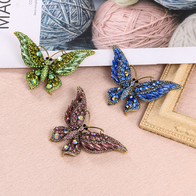 🦋 Butterfly Brooch - Elegant Brooch with Crystals | Twinolo